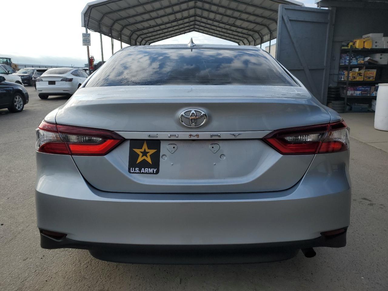 2024 TOYOTA CAMRY LE - Фото 6