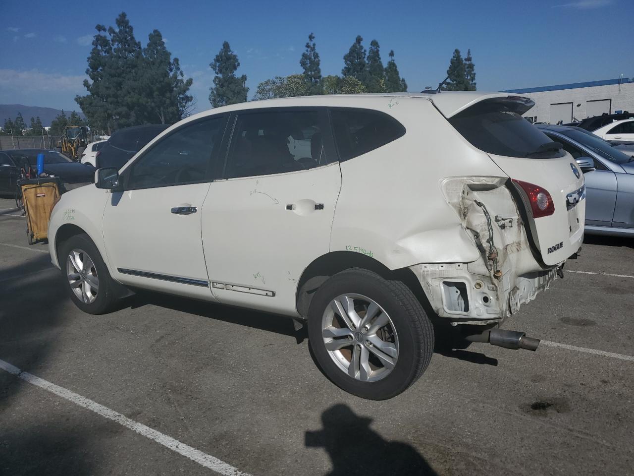 2013 NISSAN ROGUE S - Image 2