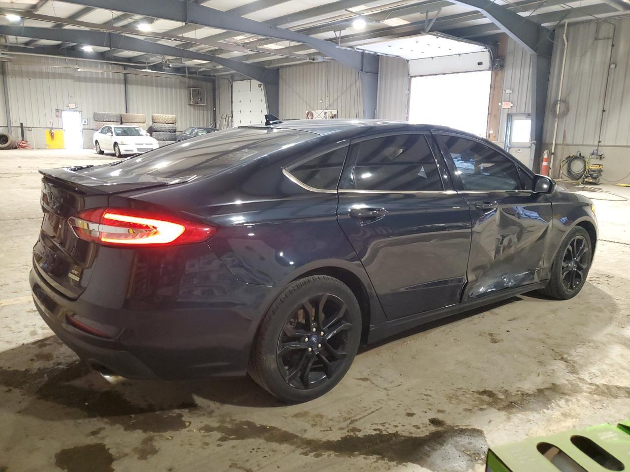 2020 FORD FUSION SE - Фото 3