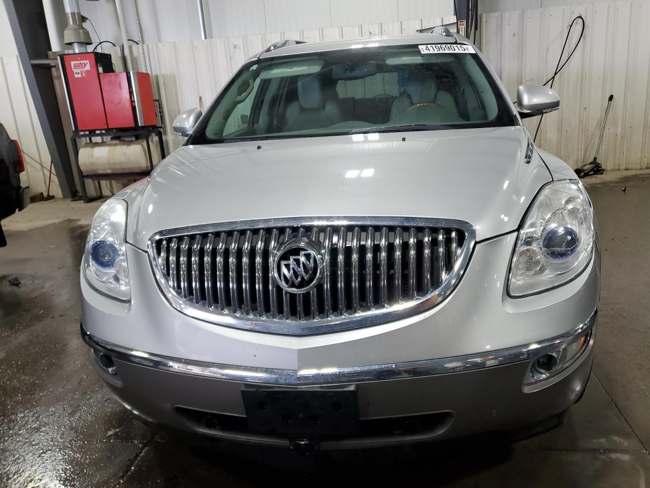 2011 BUICK ENCLAVE CX - Image 5