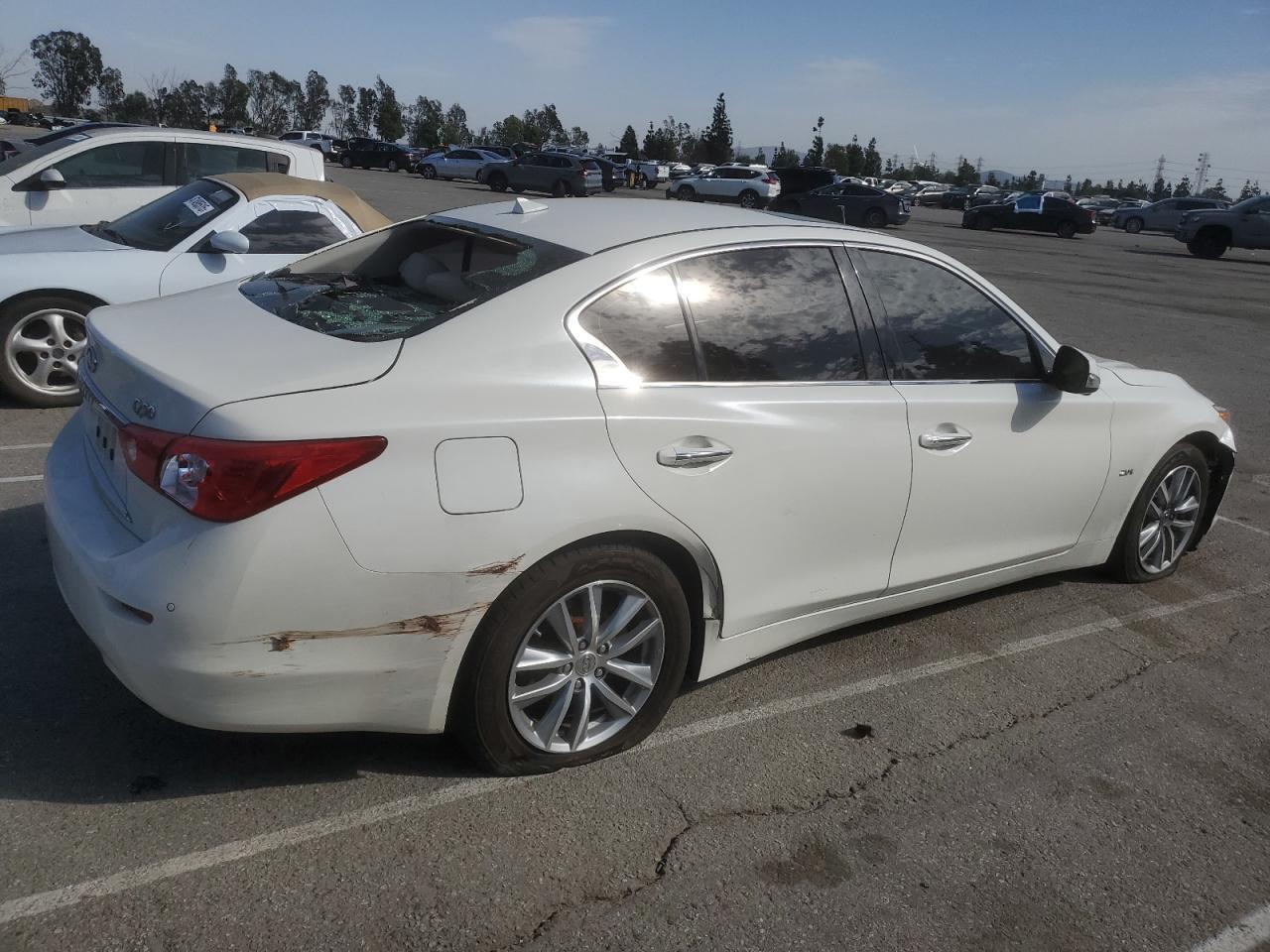 2016 INFINITI Q50 BASE - Фото 3