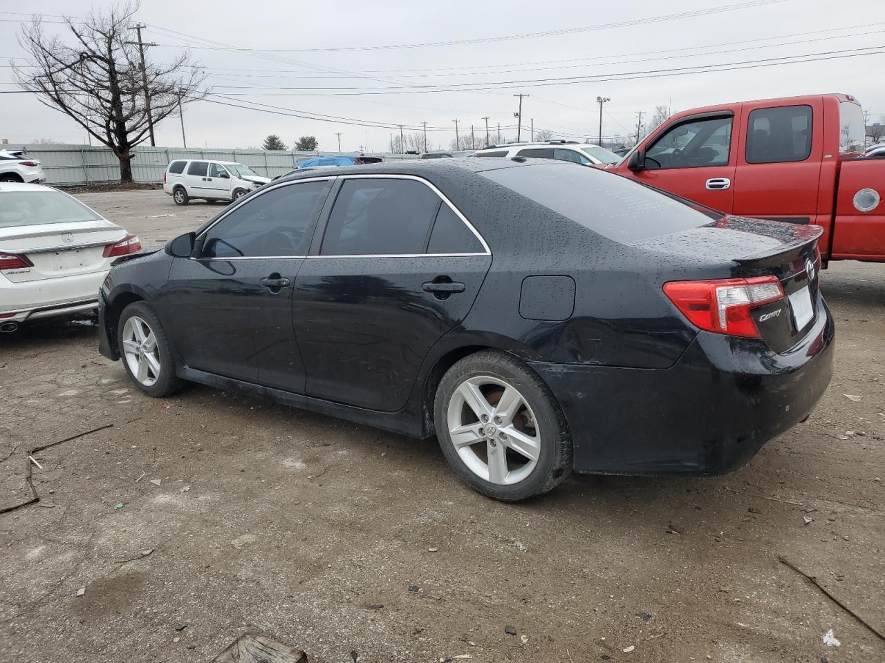 2013 TOYOTA CAMRY L - Image 2