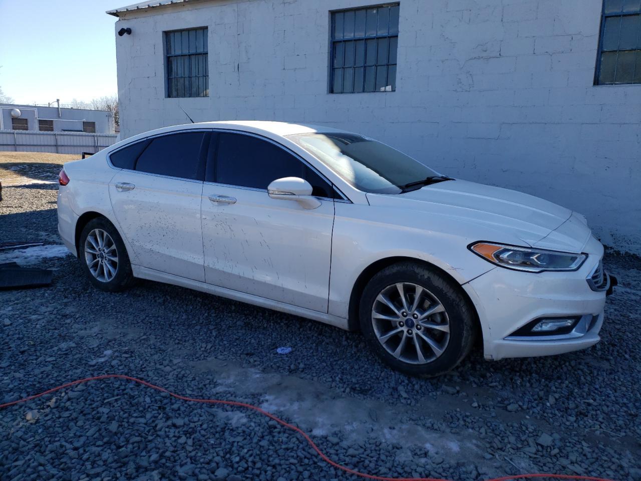 2017 FORD FUSION SE - Фото 4