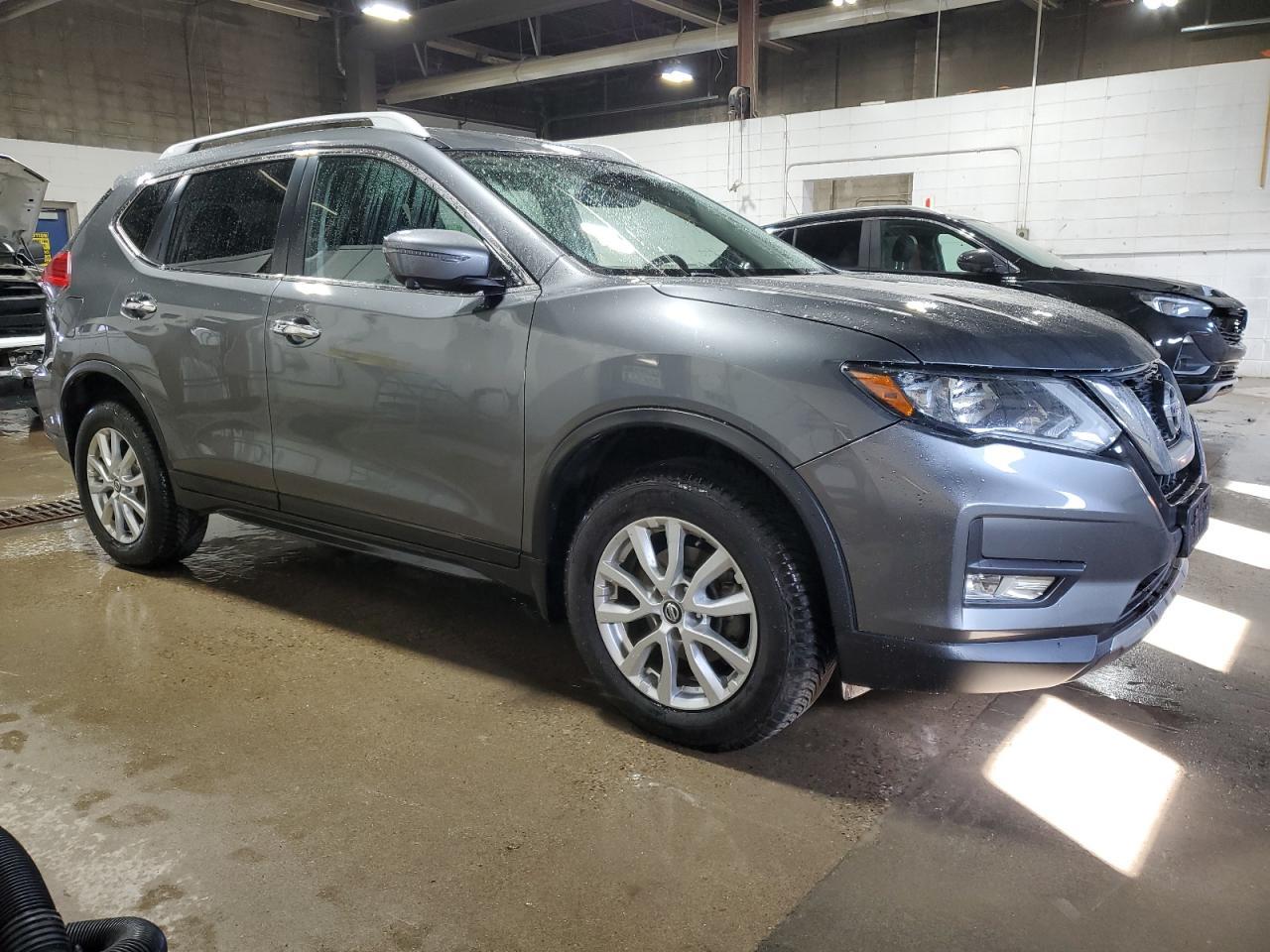 2017 NISSAN ROGUE S - Фото 4