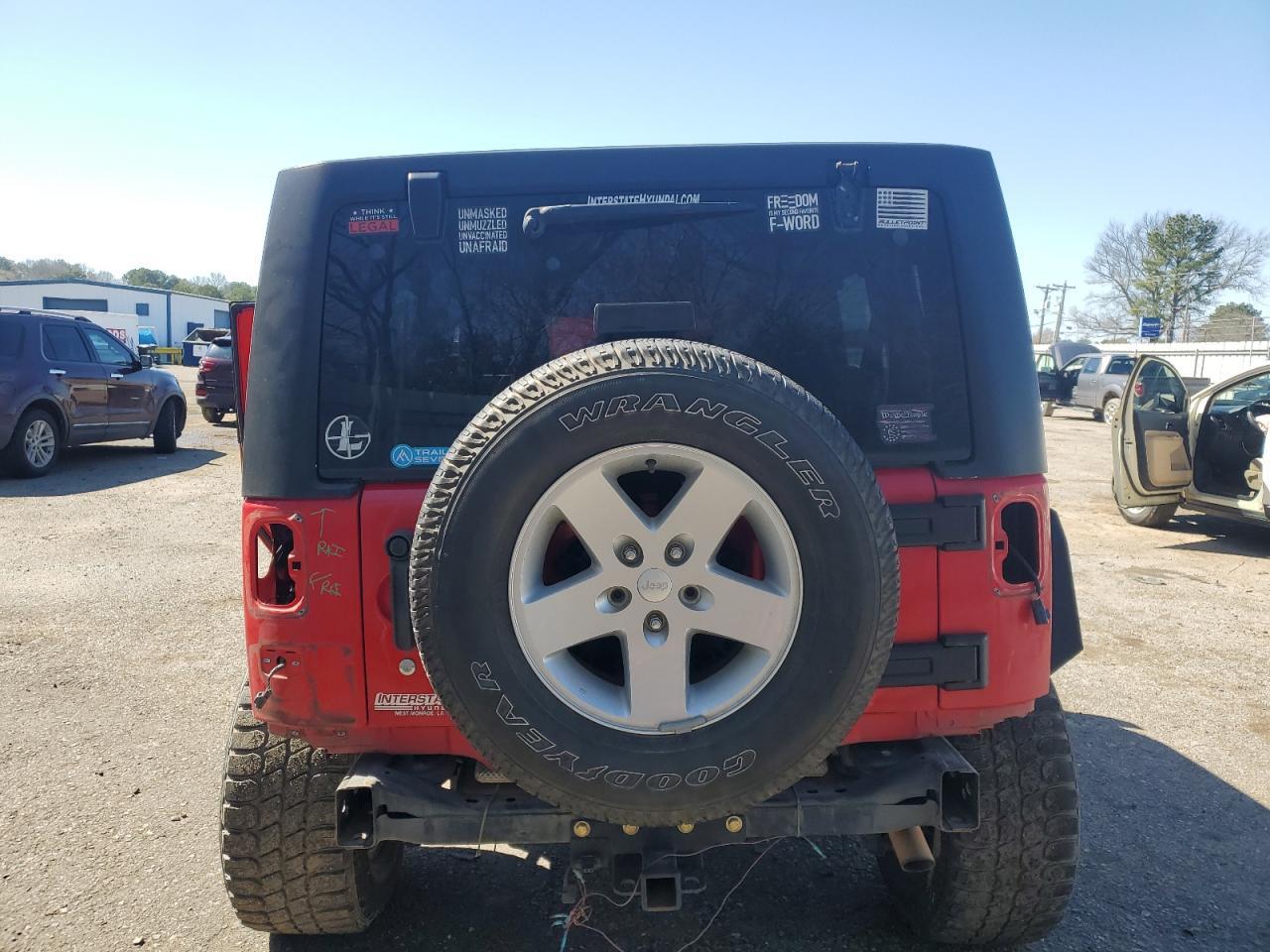 2017 JEEP WRANGLER U - Фото 6