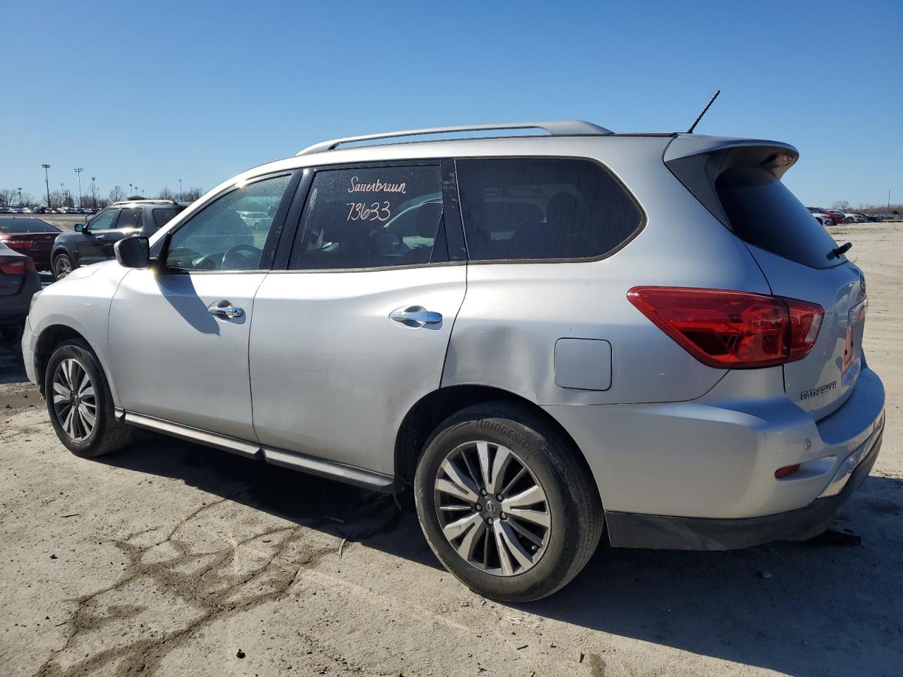 2017 NISSAN PATHFINDER - Фото 2