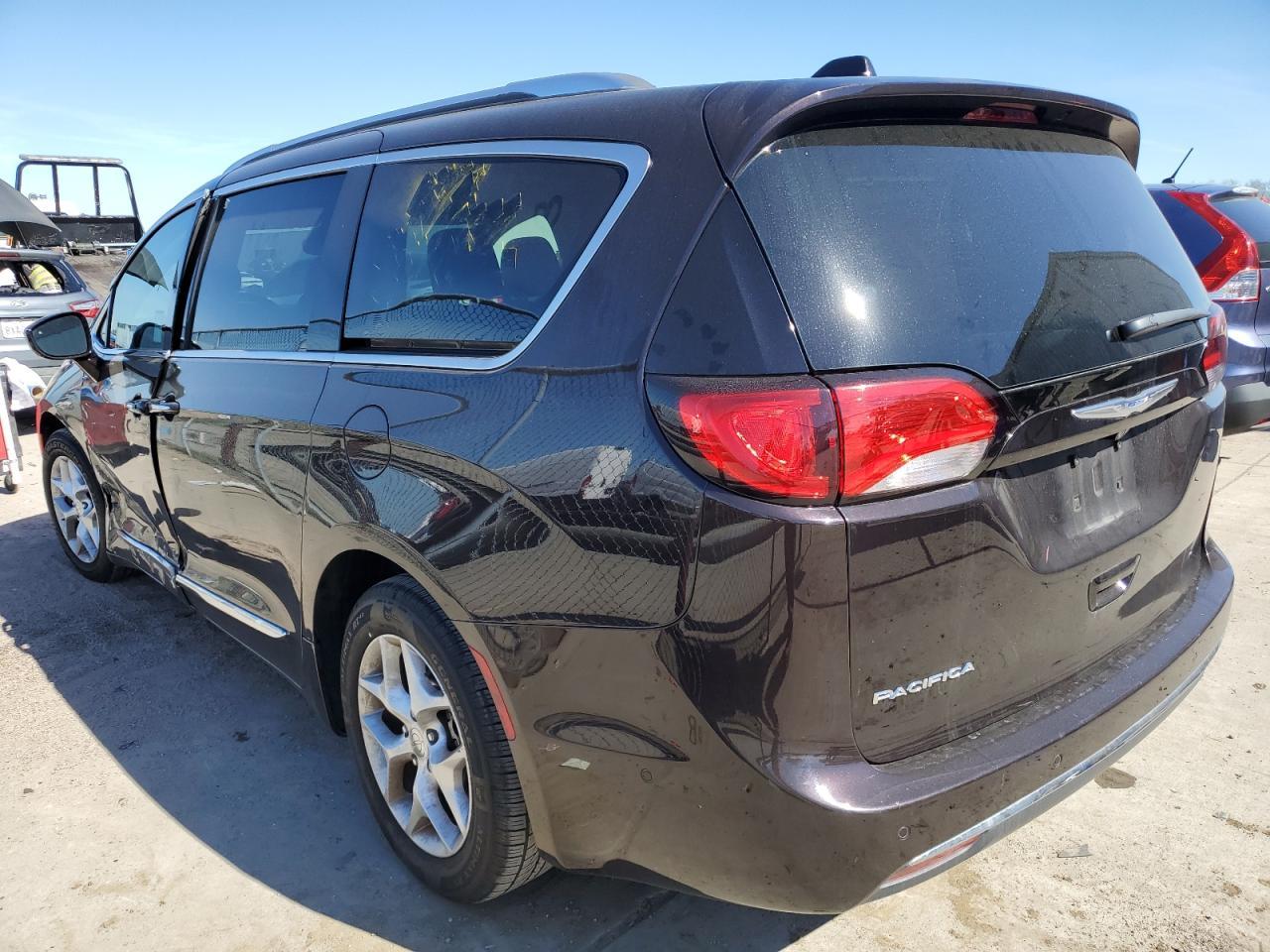 2017 CHRYSLER PACIFICA T - Фото 2