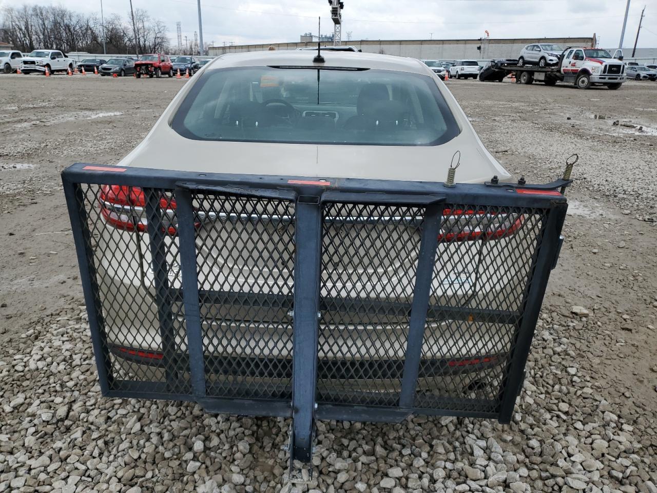 2017 FORD FUSION SE - Фото 6