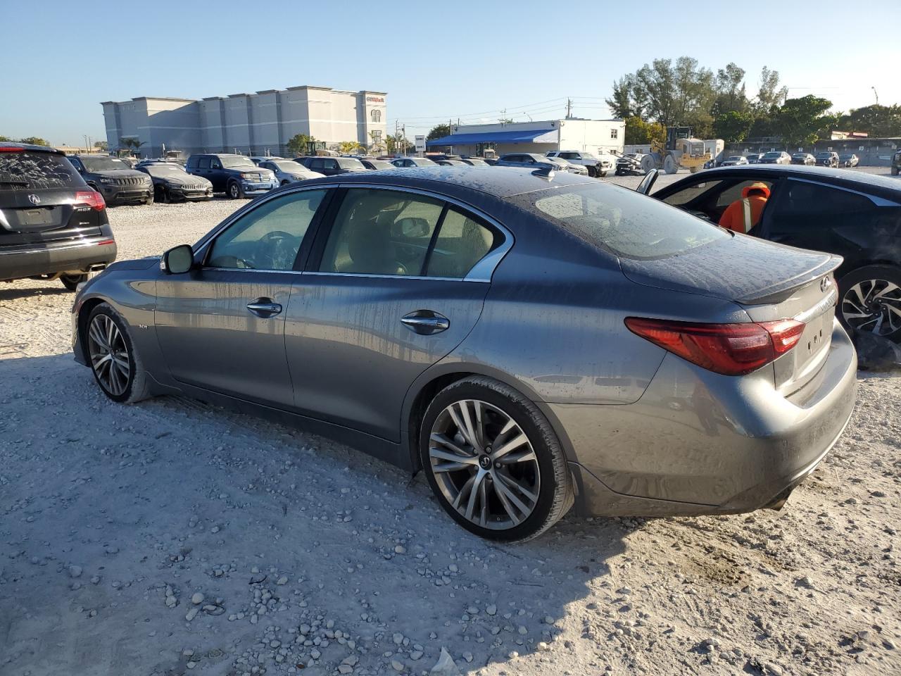 2019 INFINITI Q50 LUXE - Image 2