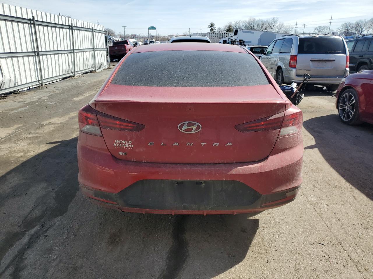 2019 HYUNDAI ELANTRA SE - Фото 6