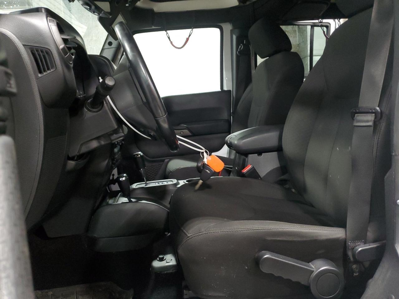 2017 JEEP WRANGLER U - Фото 7
