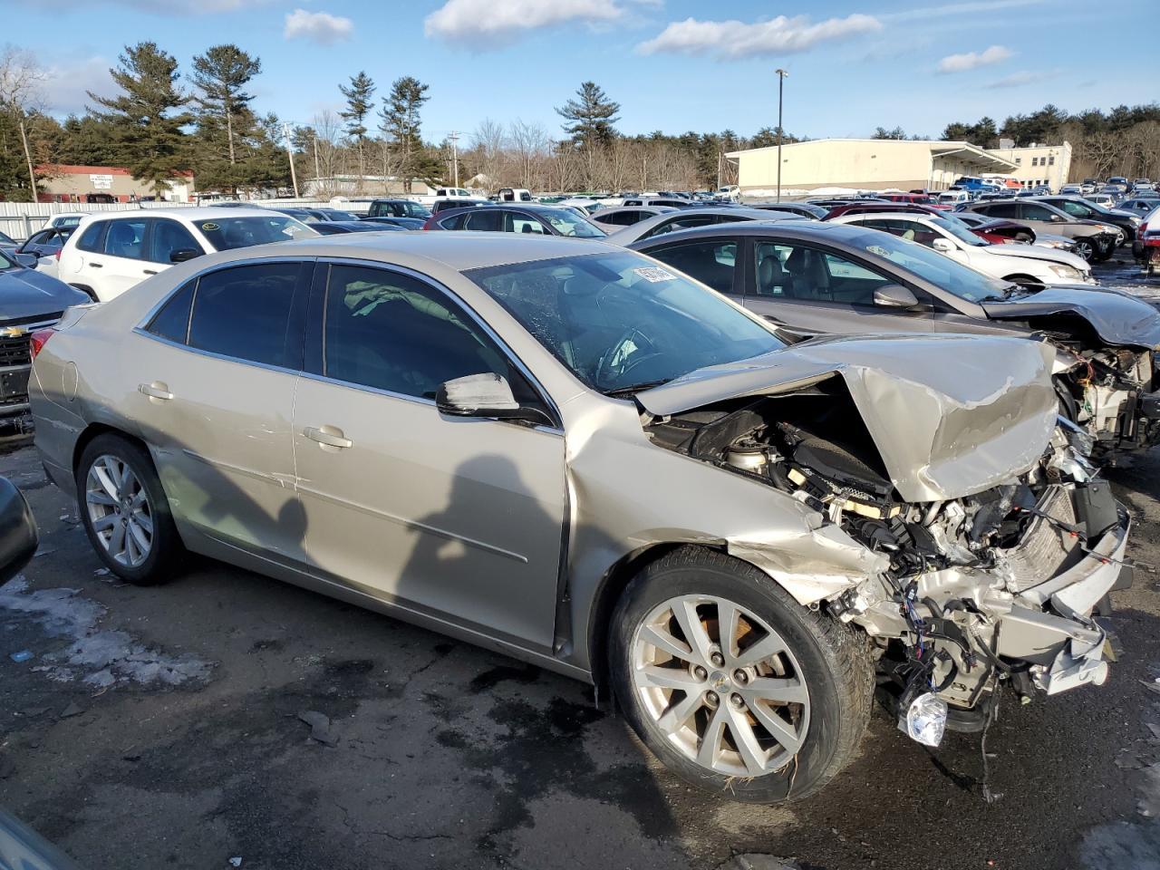 2015 CHEVROLET MALIBU 2LT - Image 4