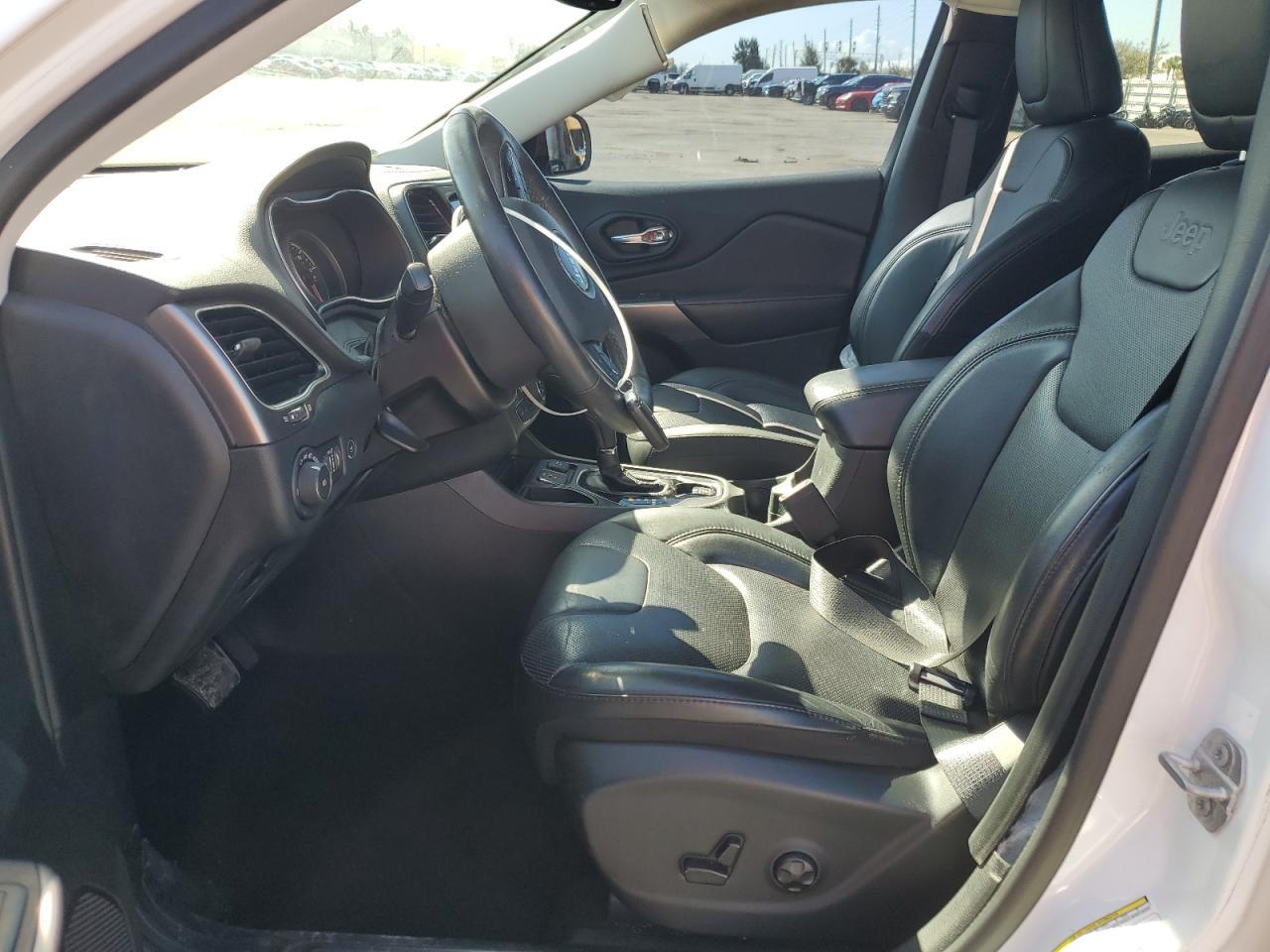 2019 JEEP CHEROKEE L - Image 7