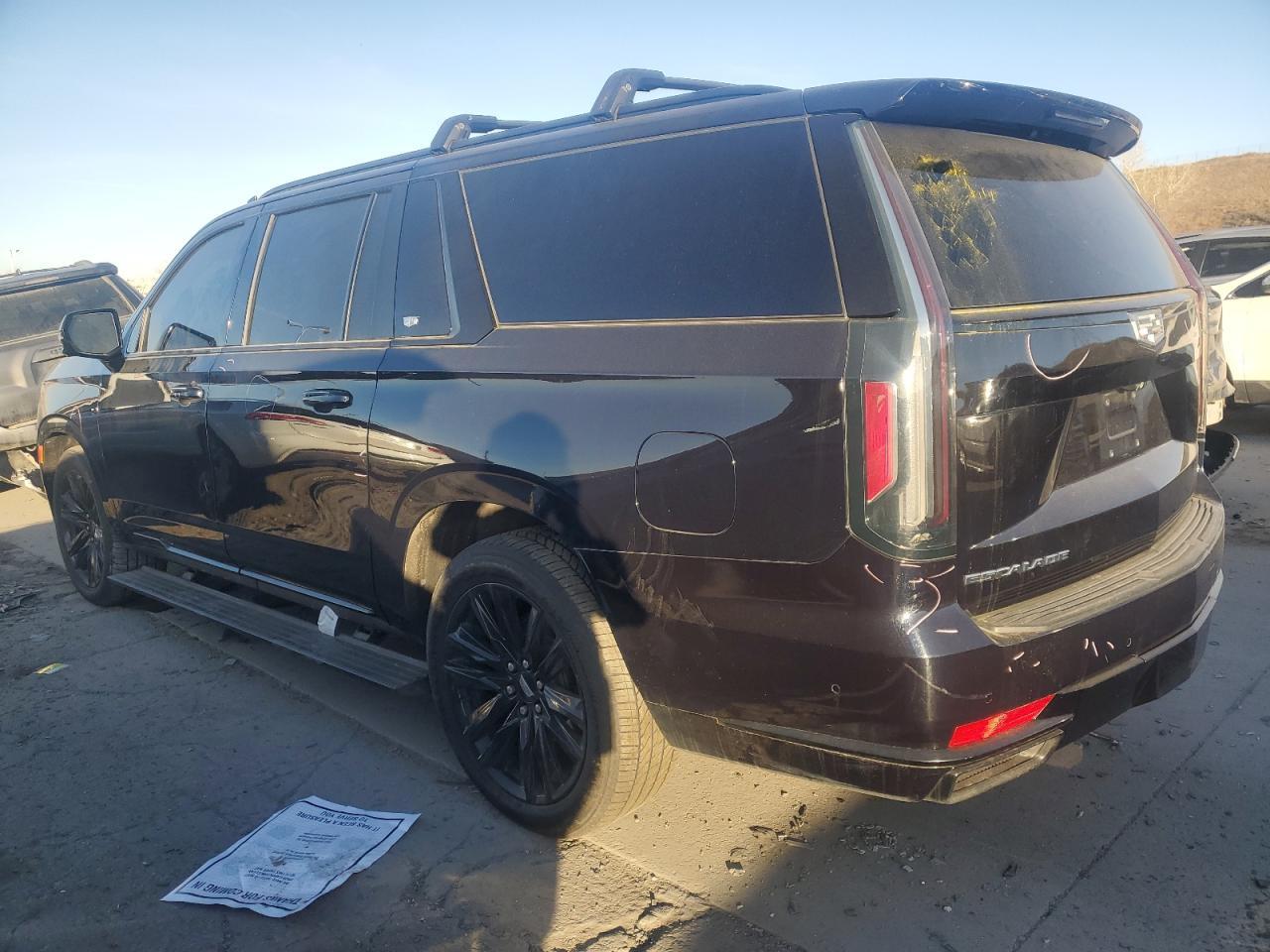 2021 CADILLAC ESCALADE E - Фото 2