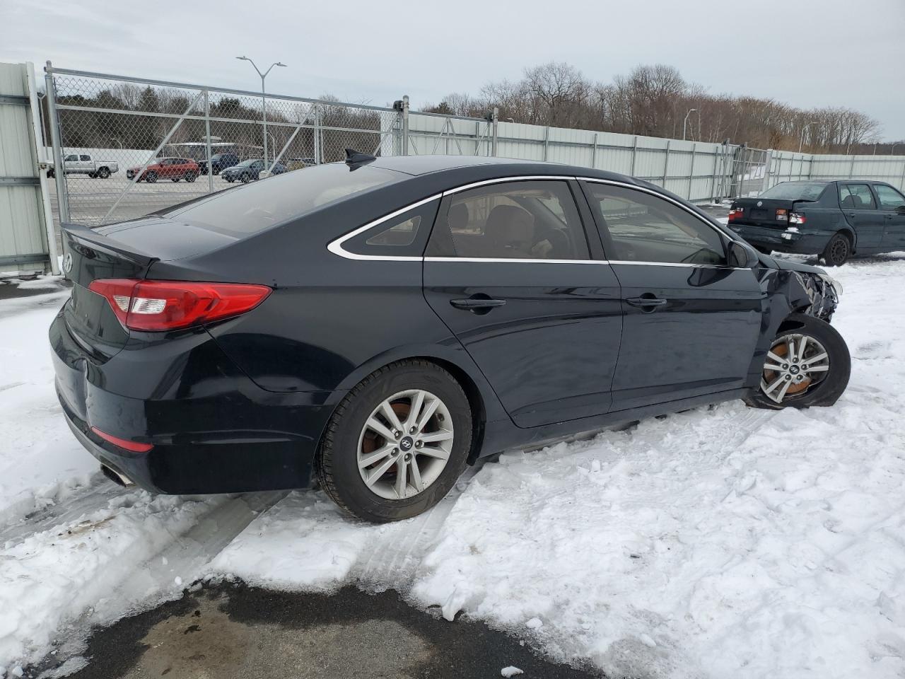2017 HYUNDAI SONATA SE - Фото 3