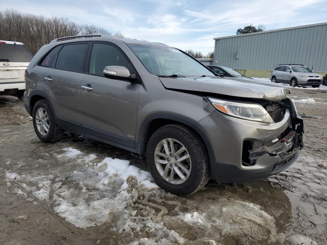 2014 KIA SORENTO LX - Image 4