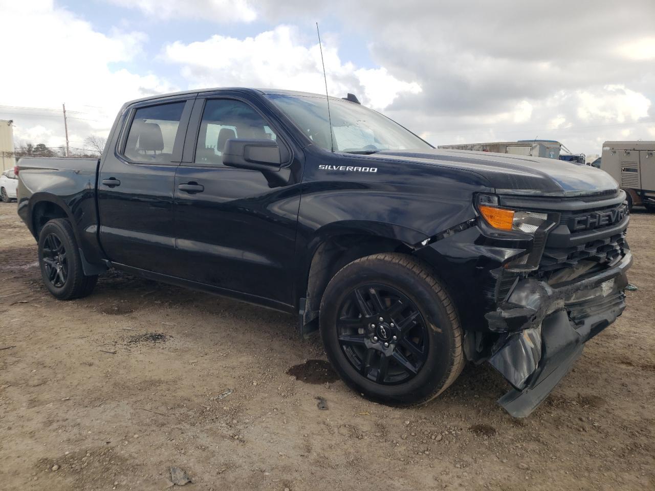 2023 CHEVROLET SILVERADO - Image 4