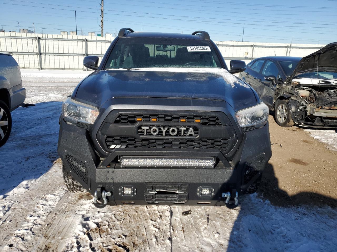 2017 TOYOTA TACOMA DOU - Фото 5