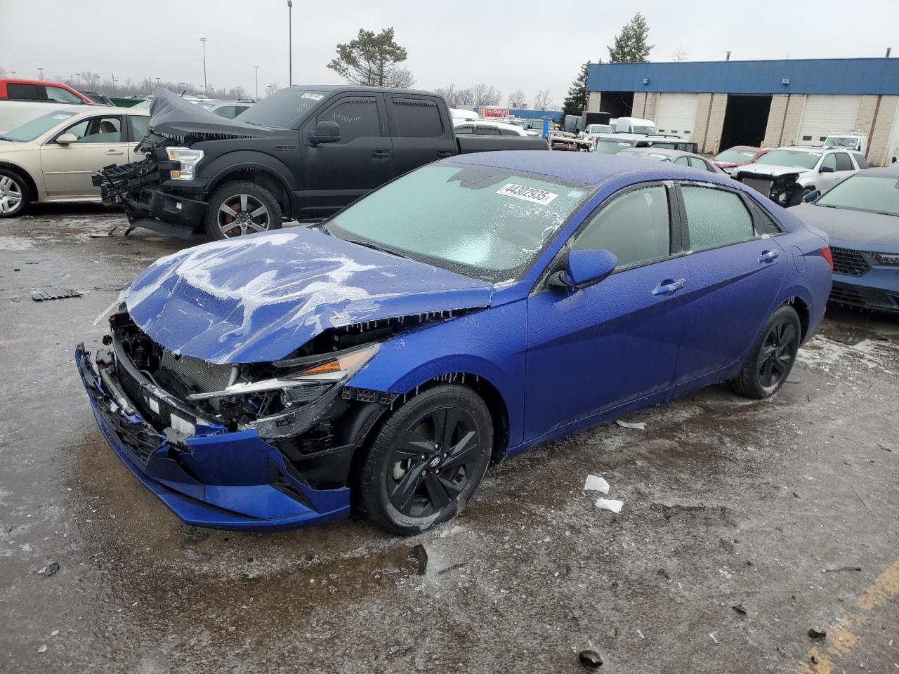 2022 HYUNDAI ELANTRA SE