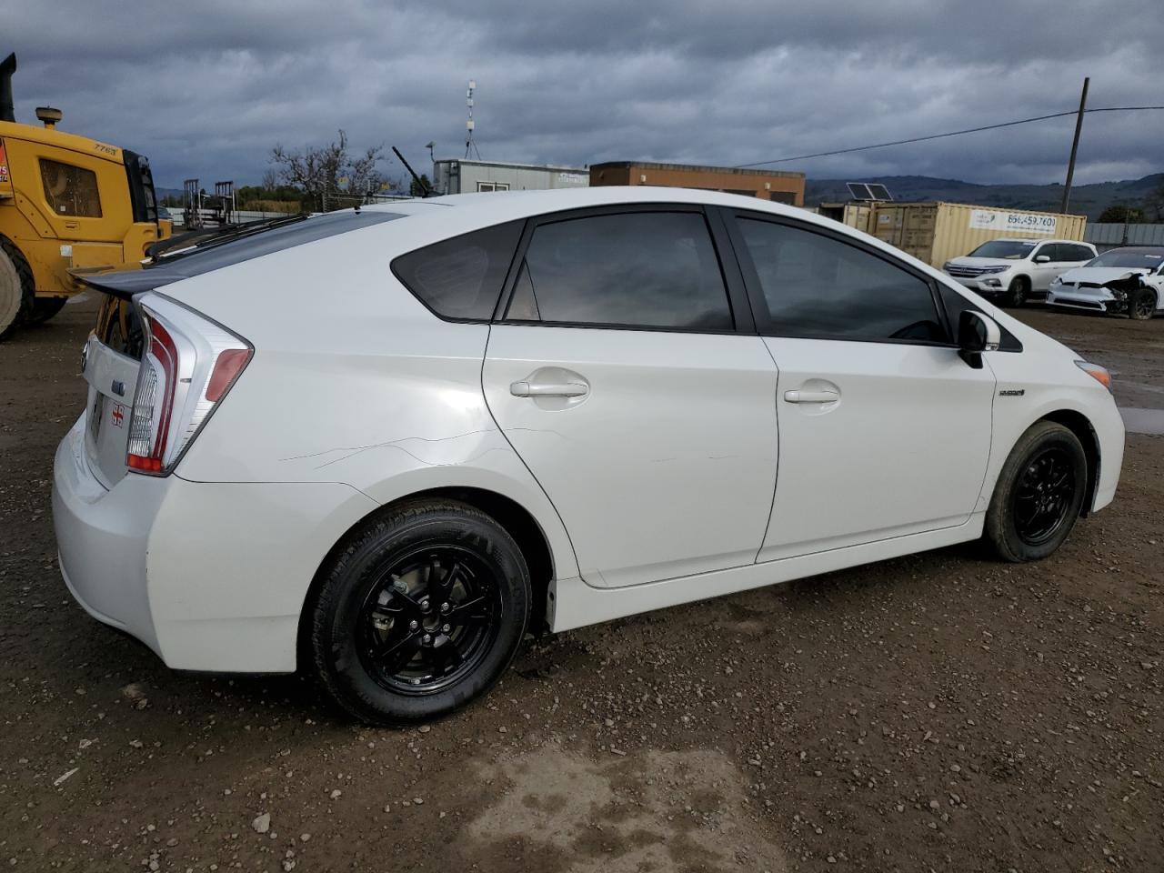 2013 TOYOTA PRIUS - Image 3