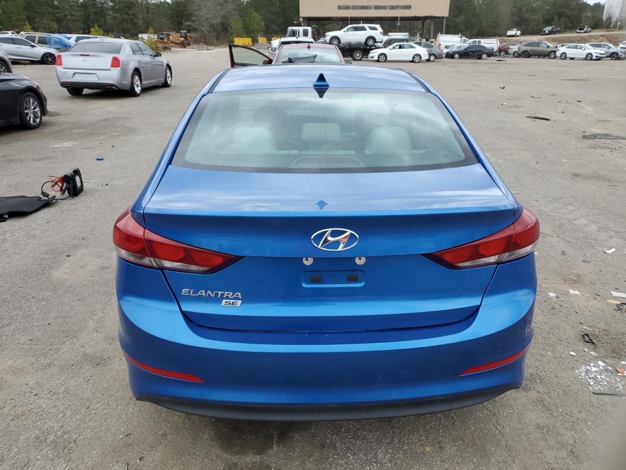 2017 HYUNDAI ELANTRA SE - Фото 6