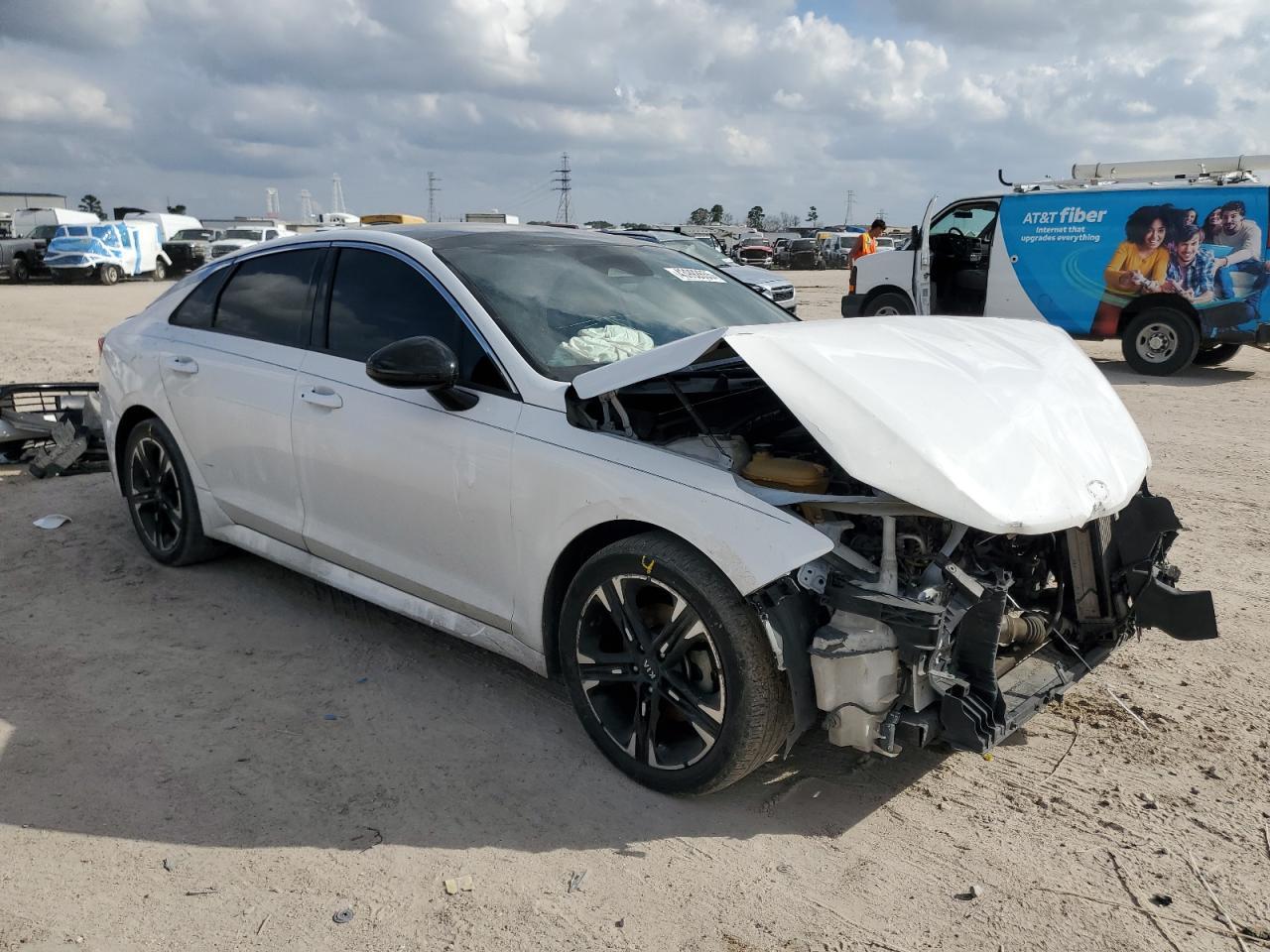 2021 KIA K5 GT LINE - Image 4