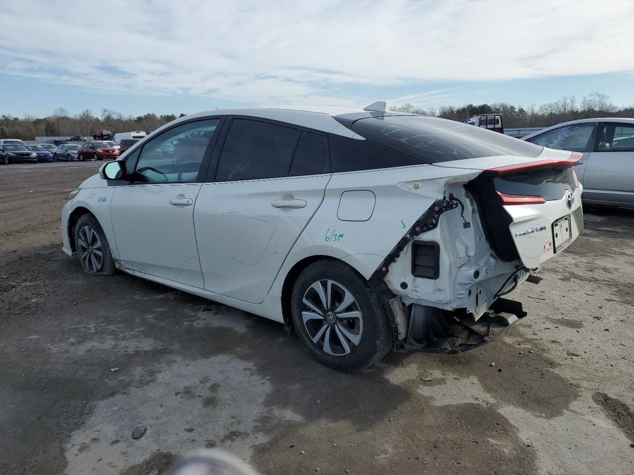 2019 TOYOTA PRIUS PRIM - Фото 2