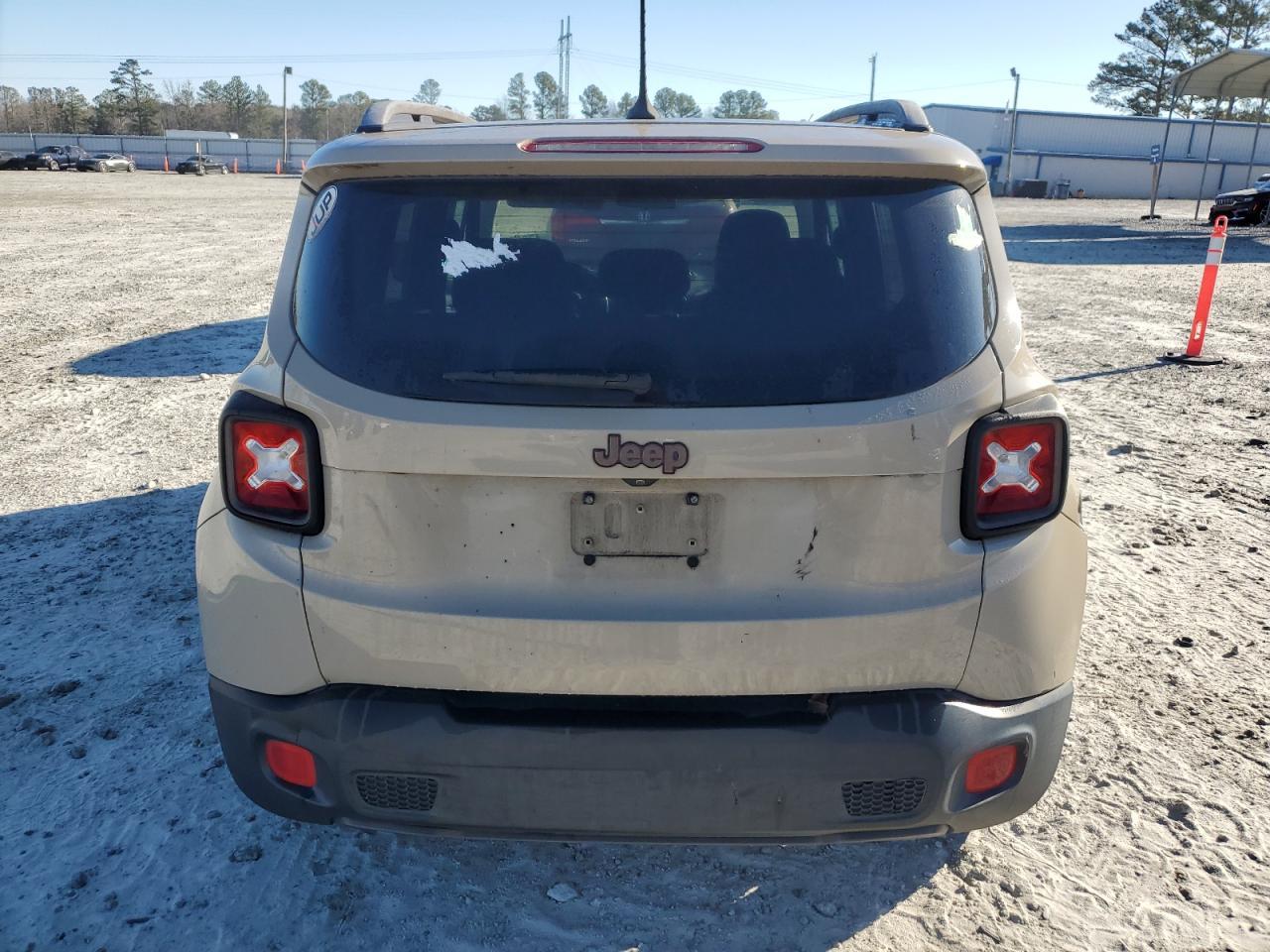 2016 JEEP RENEGADE L - Image 6