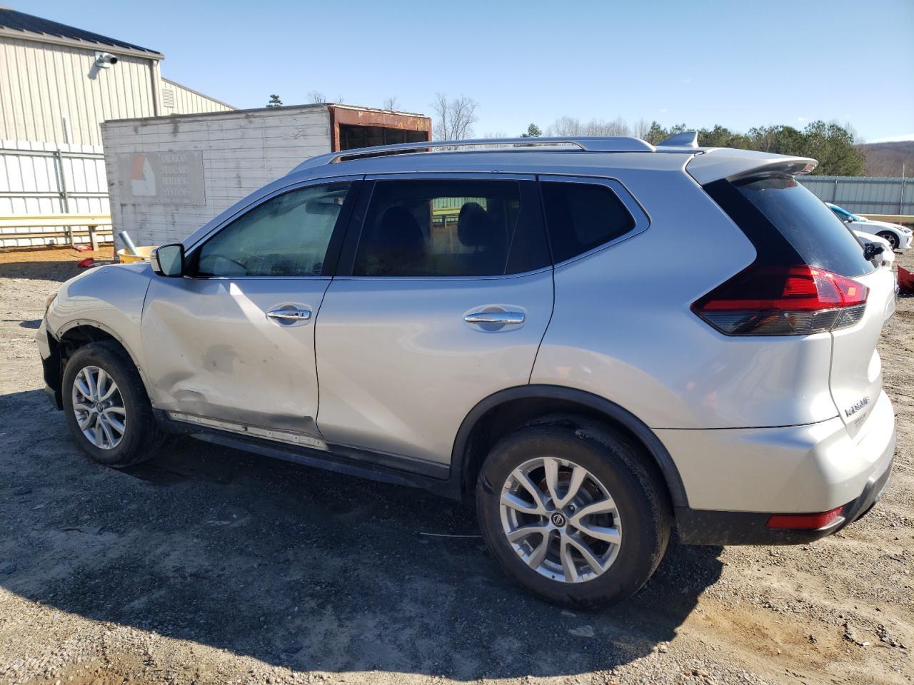 2018 NISSAN ROGUE S - Фото 2