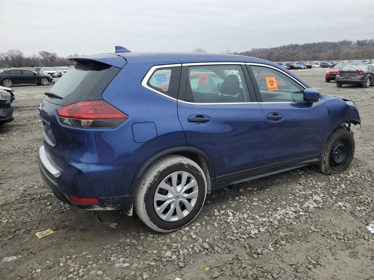2018 NISSAN ROGUE S - Фото 3