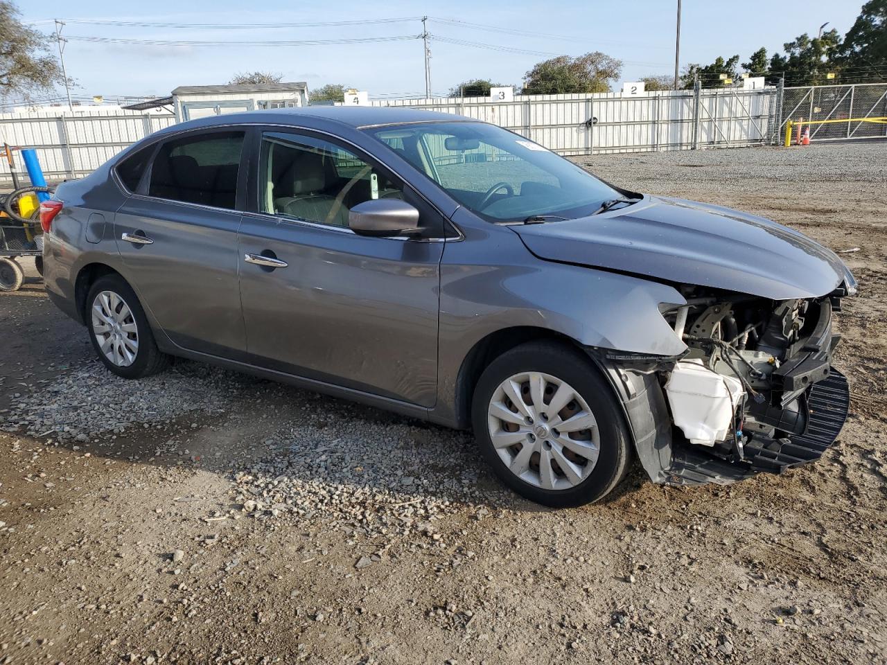 2017 NISSAN SENTRA S - Фото 4