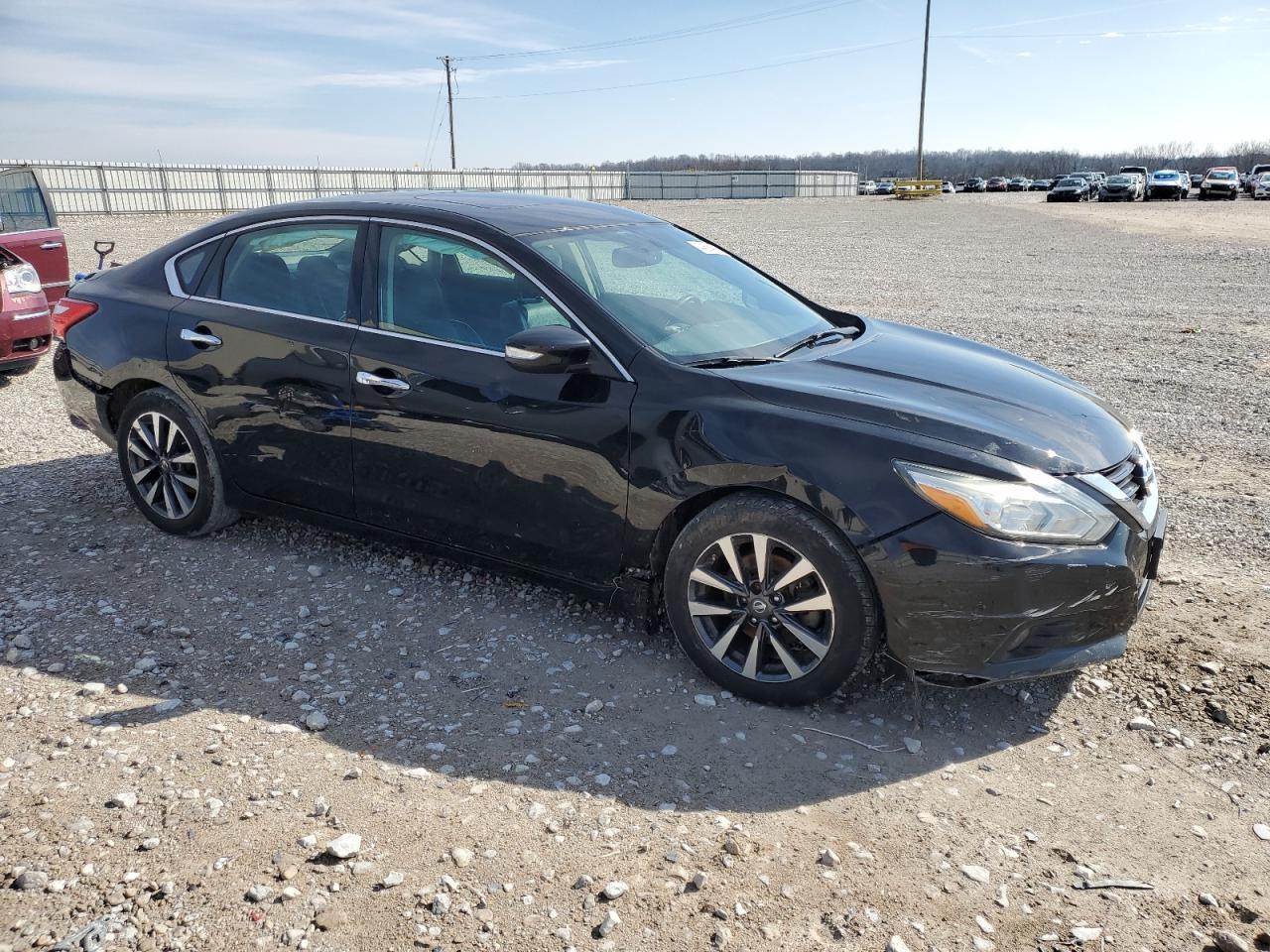 2017 NISSAN ALTIMA 2.5 - Фото 4