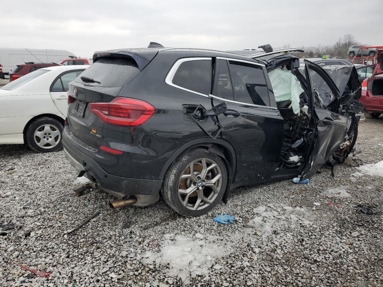 2021 BMW X3 XDRIVE3 - Фото 3