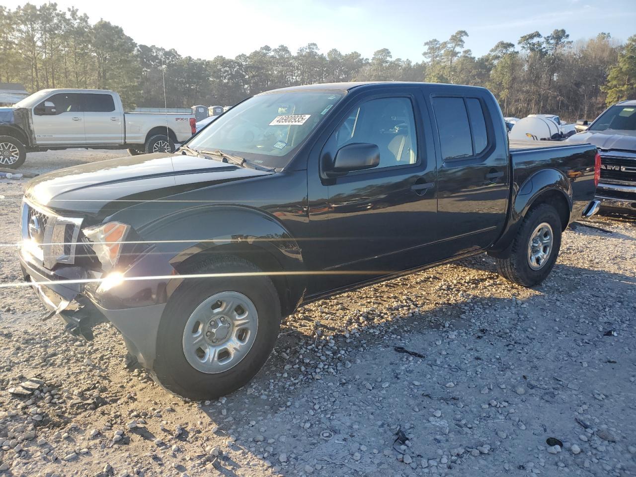 2016 NISSAN FRONTIER S