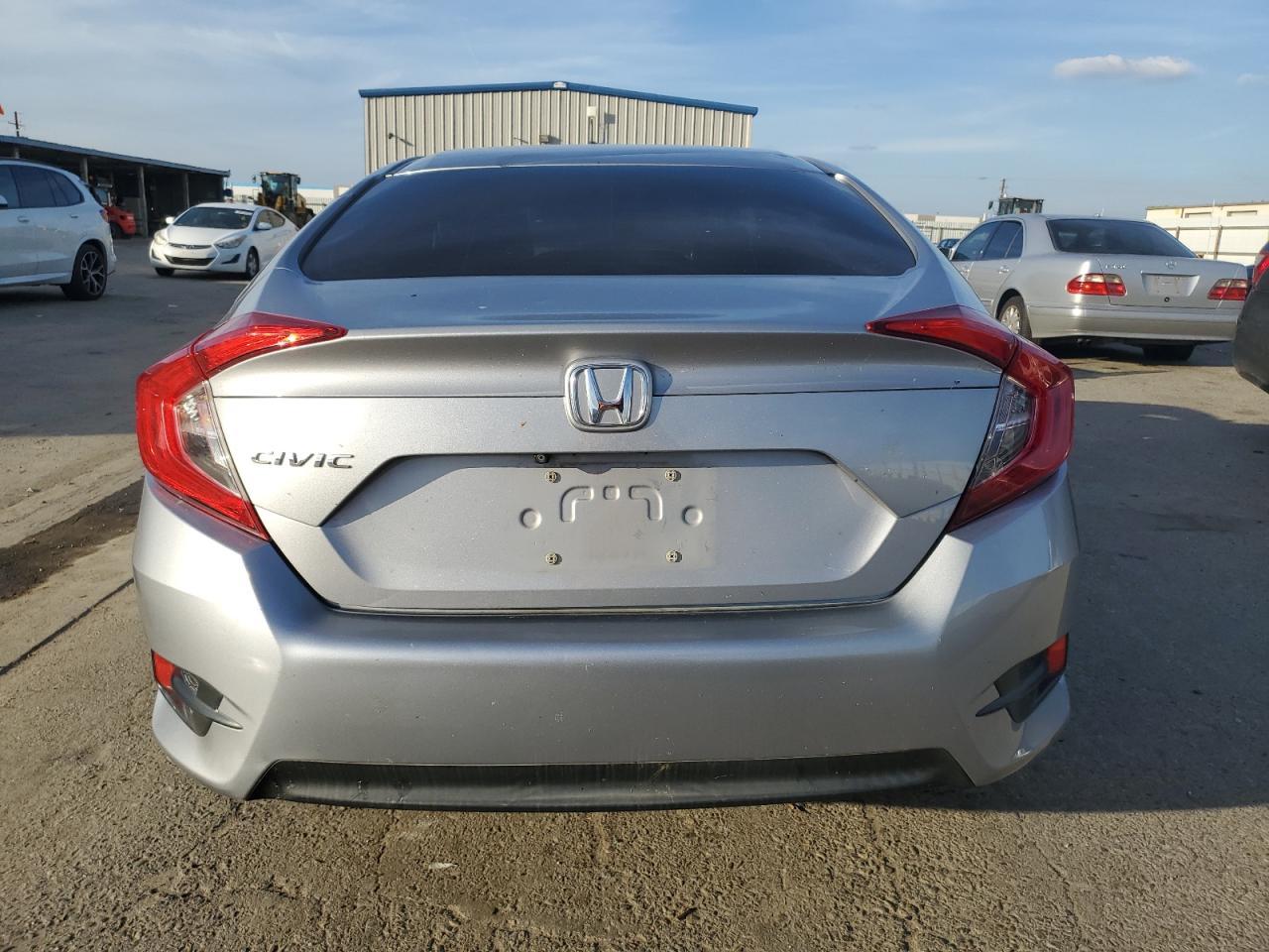 2016 HONDA CIVIC LX - Image 6