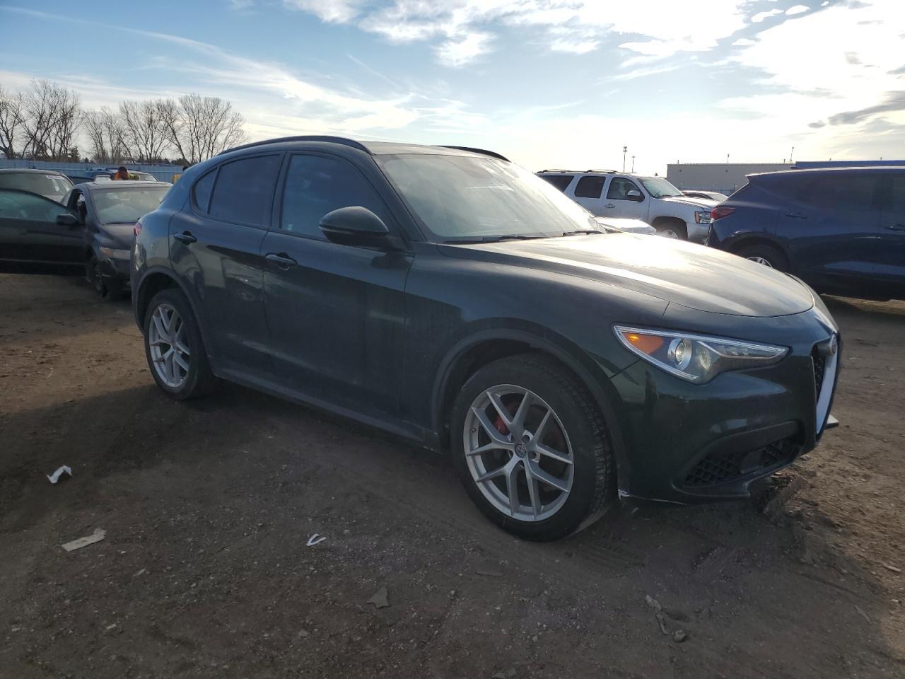 2019 ALFA ROMEO STELVIO TI - Image 4