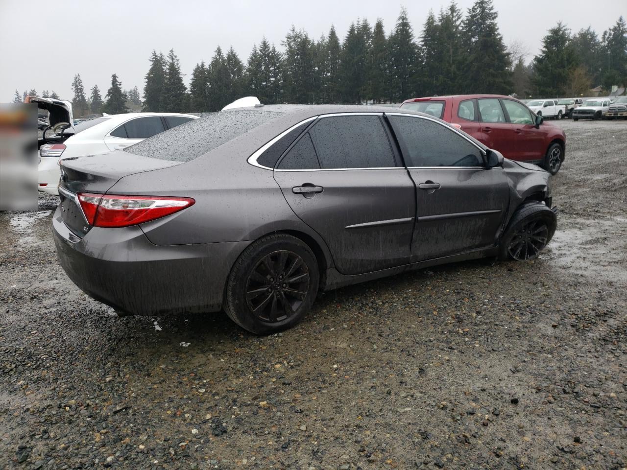 2016 TOYOTA CAMRY LE - Фото 3