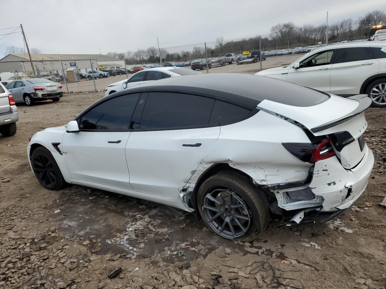 2022 TESLA MODEL 3 - Image 2