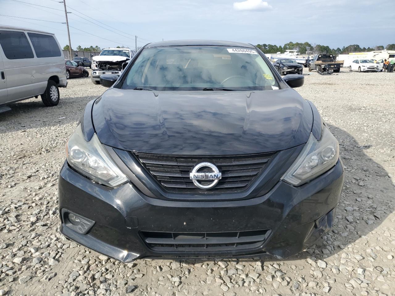 2018 NISSAN ALTIMA 2.5 - Фото 5