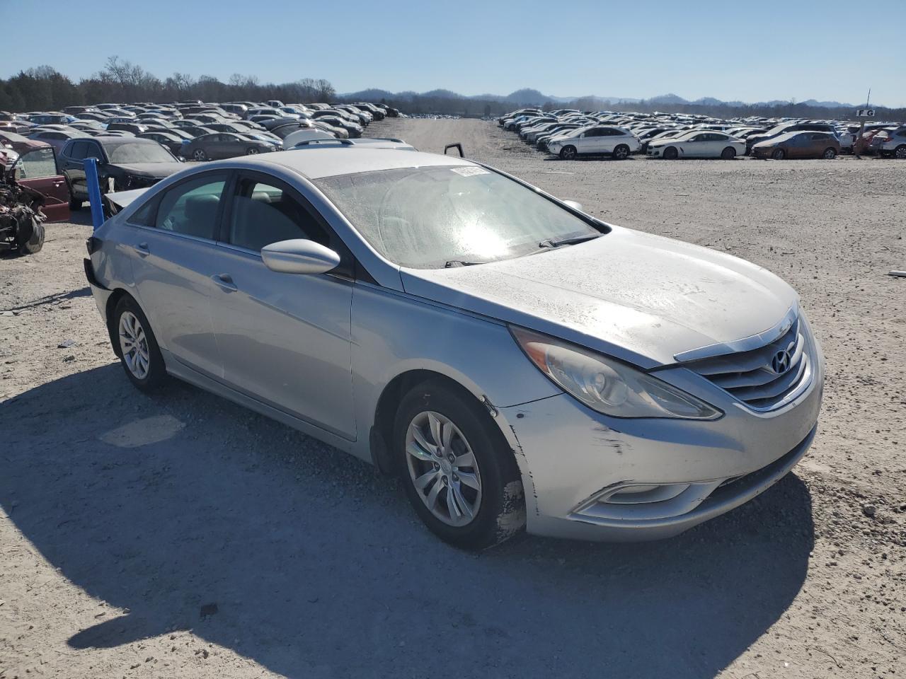 2011 HYUNDAI SONATA GLS - Image 4