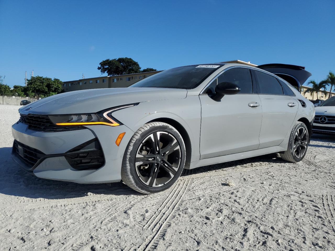 2021 KIA K5 GT LINE