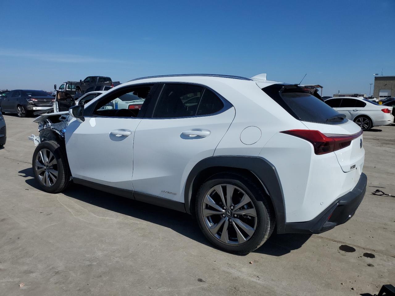 2021 LEXUS UX 250H - Фото 2