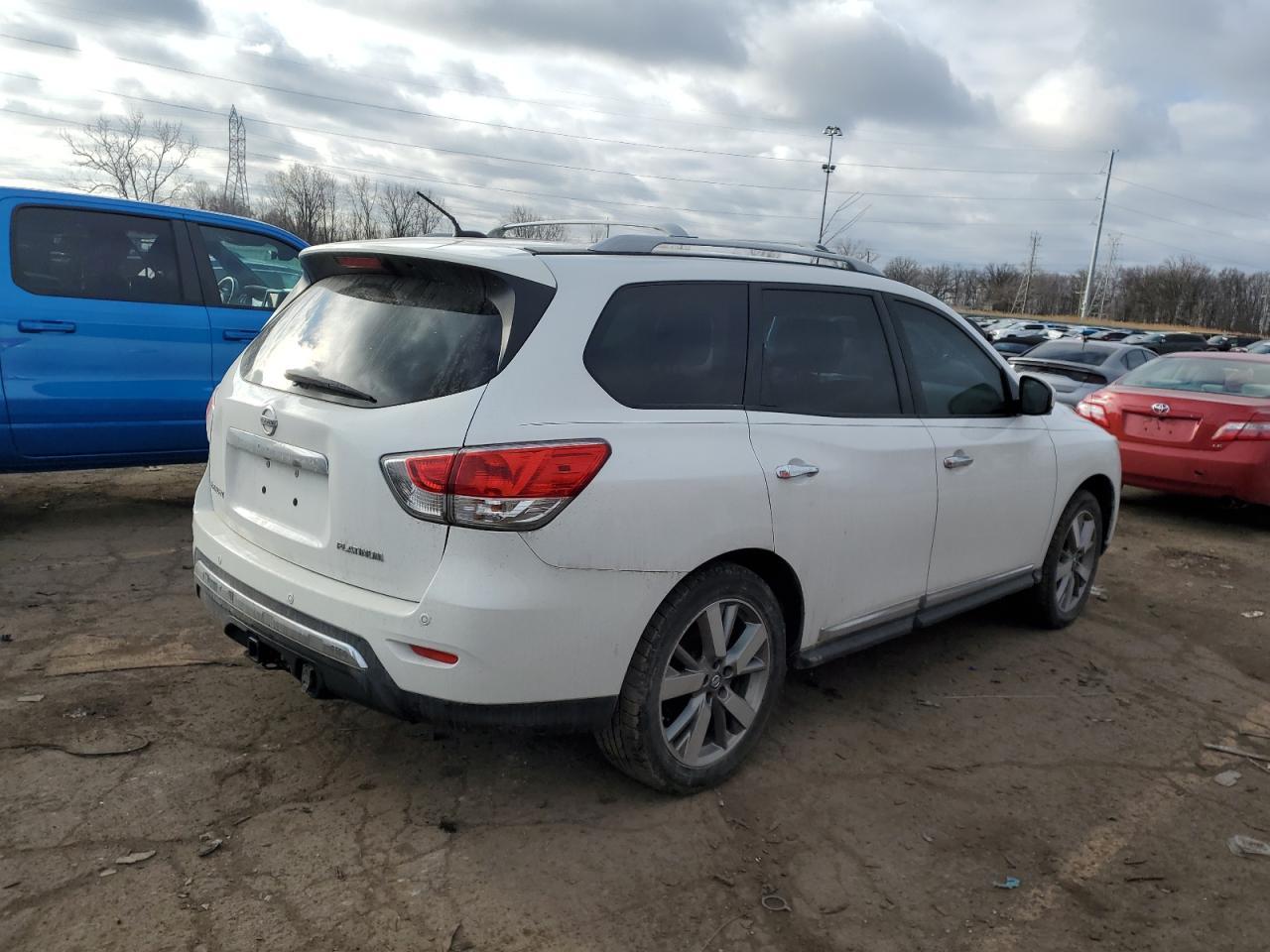 2013 NISSAN PATHFINDER - Image 3
