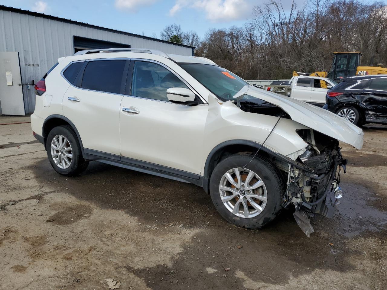 2017 NISSAN ROGUE S - Фото 4