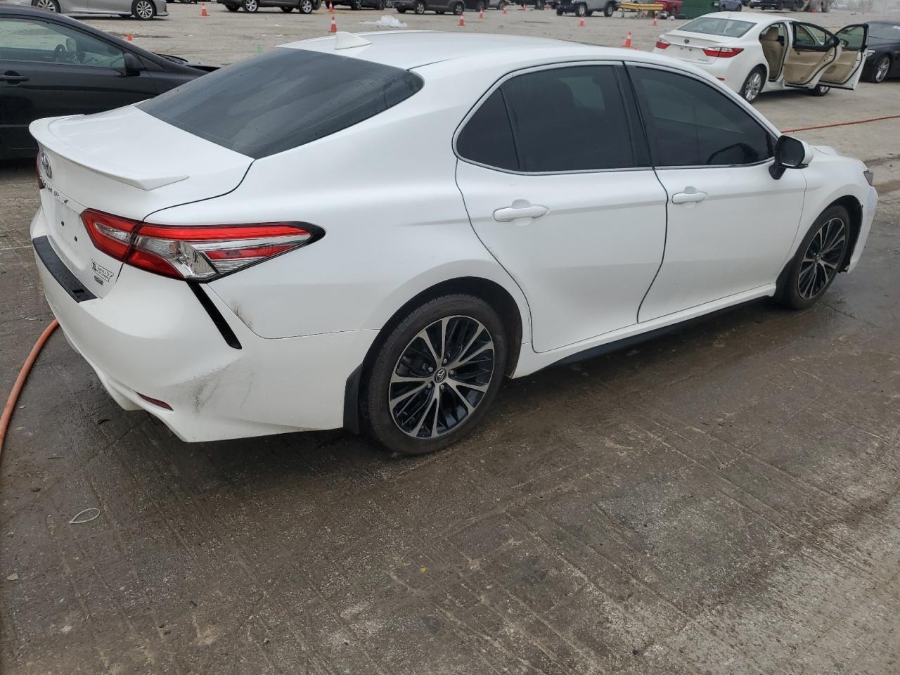 2019 TOYOTA CAMRY L - Image 3