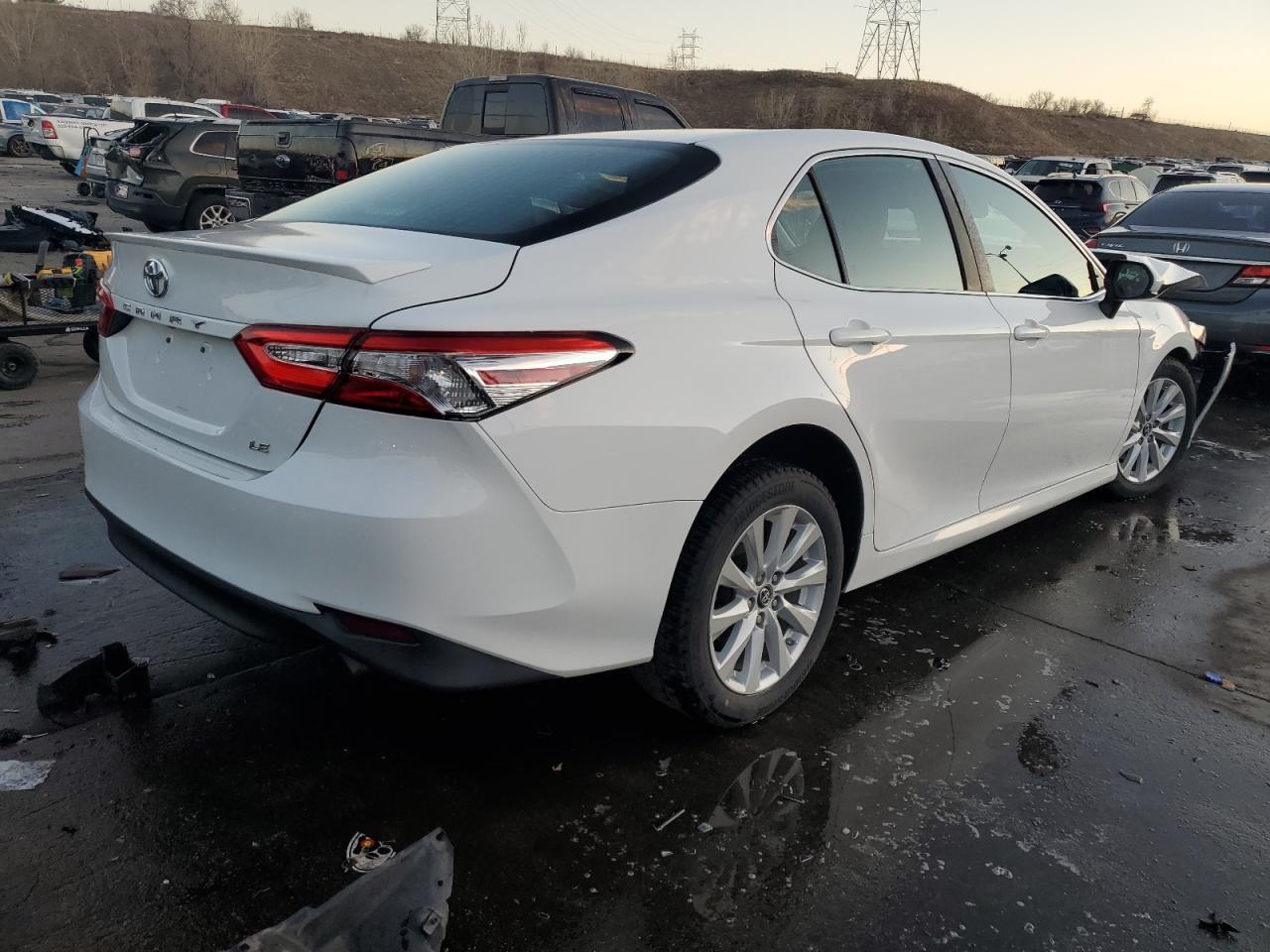 2018 TOYOTA CAMRY L - Image 3