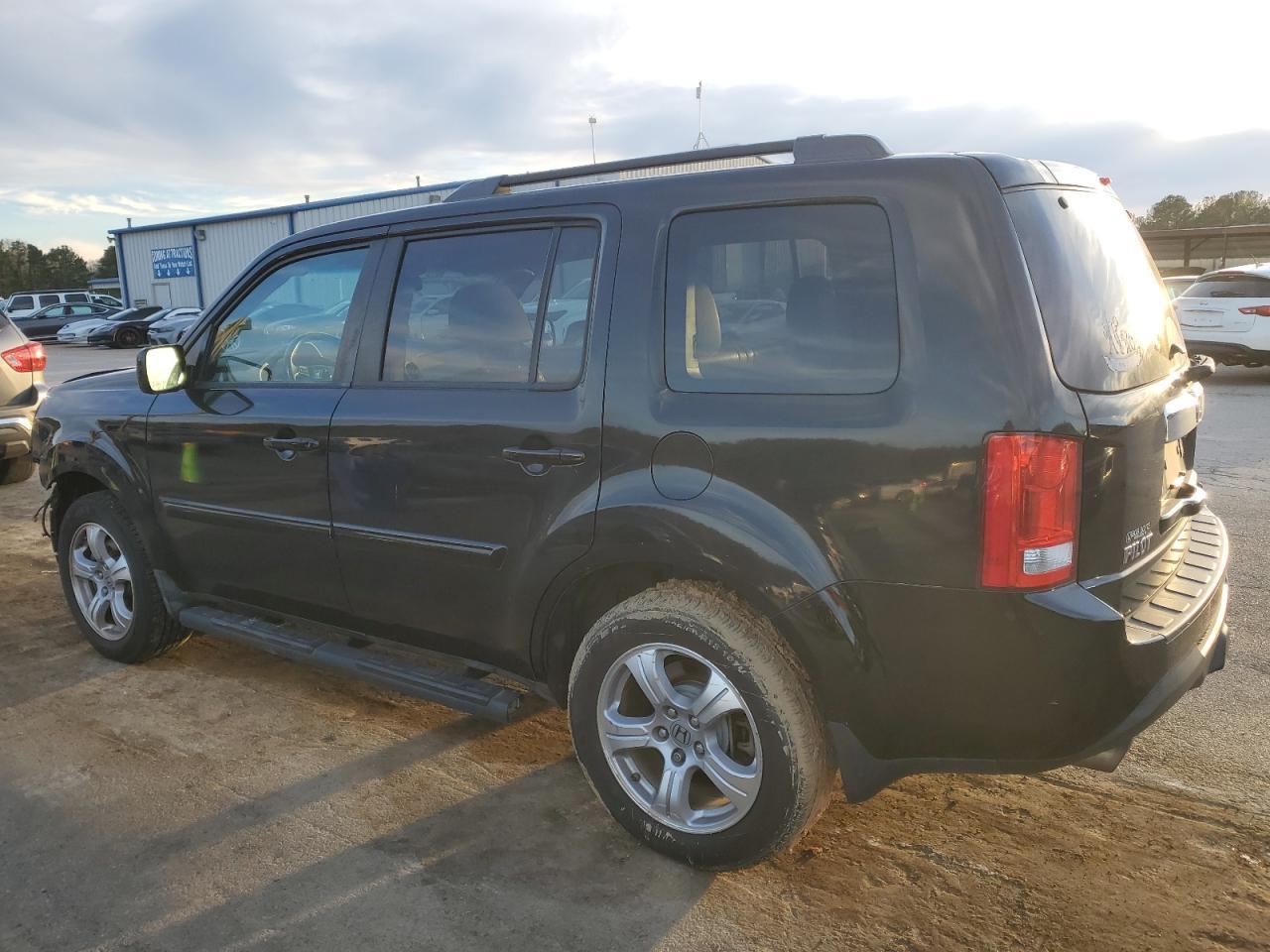2012 HONDA PILOT EXL - Image 2