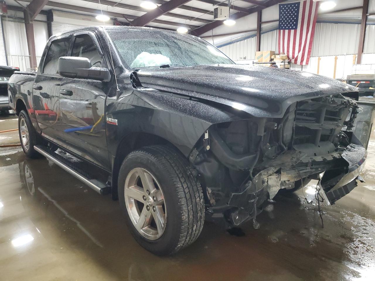 2015 RAM 1500 ST - Image 4