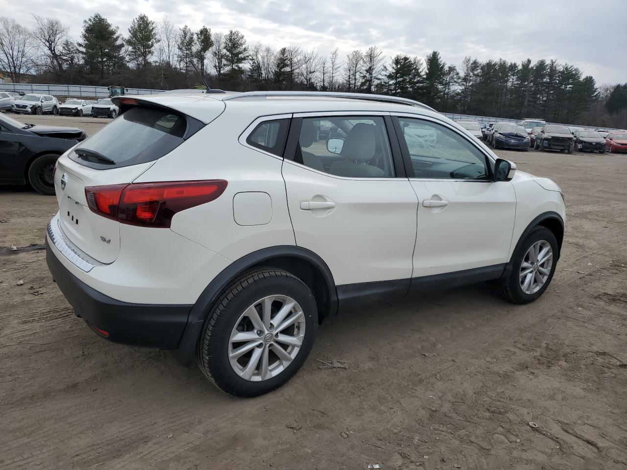 2018 NISSAN ROGUE SPOR - Фото 3