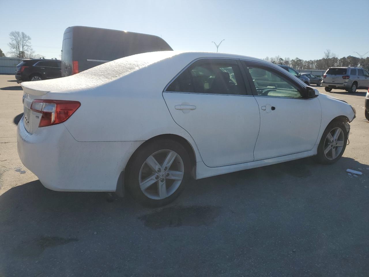 2012 TOYOTA CAMRY BASE - Фото 3